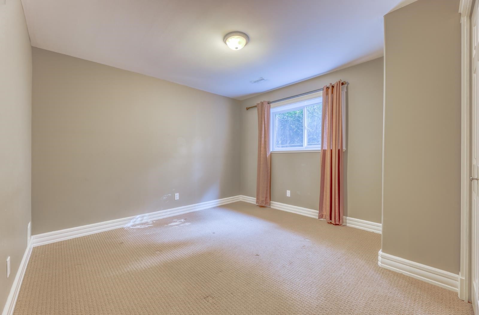 1820 Camelback Court, Coquitlam, BC