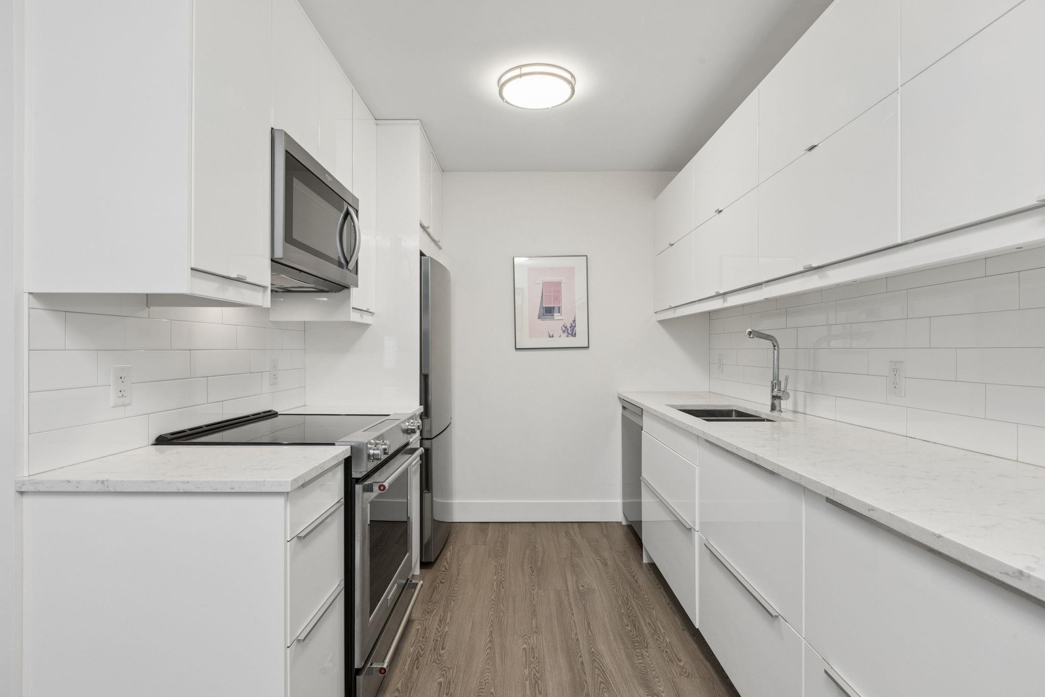 303-236 2Nd Street W, North Vancouver, BC