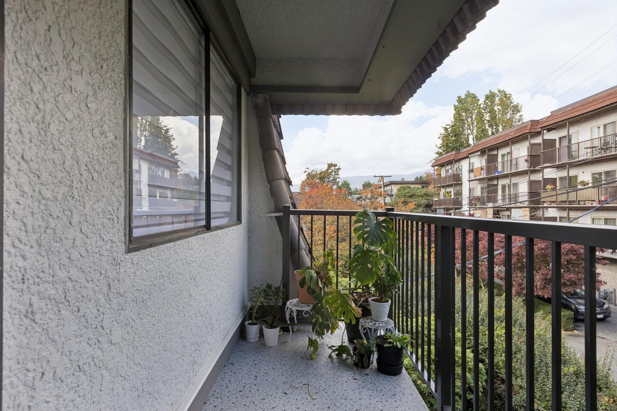 303-236 2Nd Street W, North Vancouver, BC