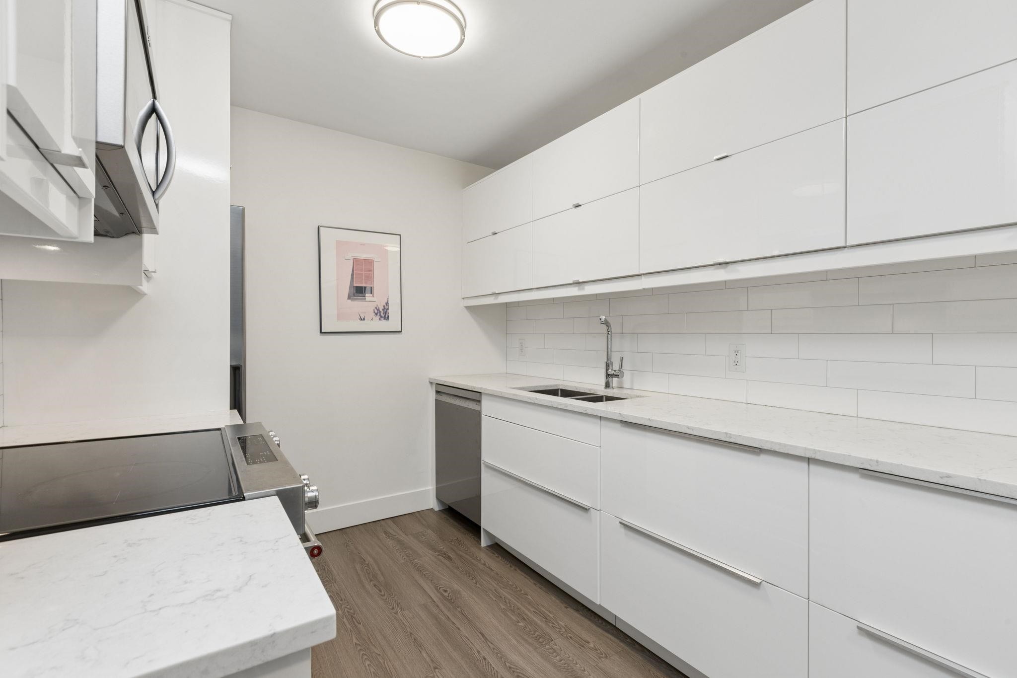 303-236 2Nd Street W, North Vancouver, BC