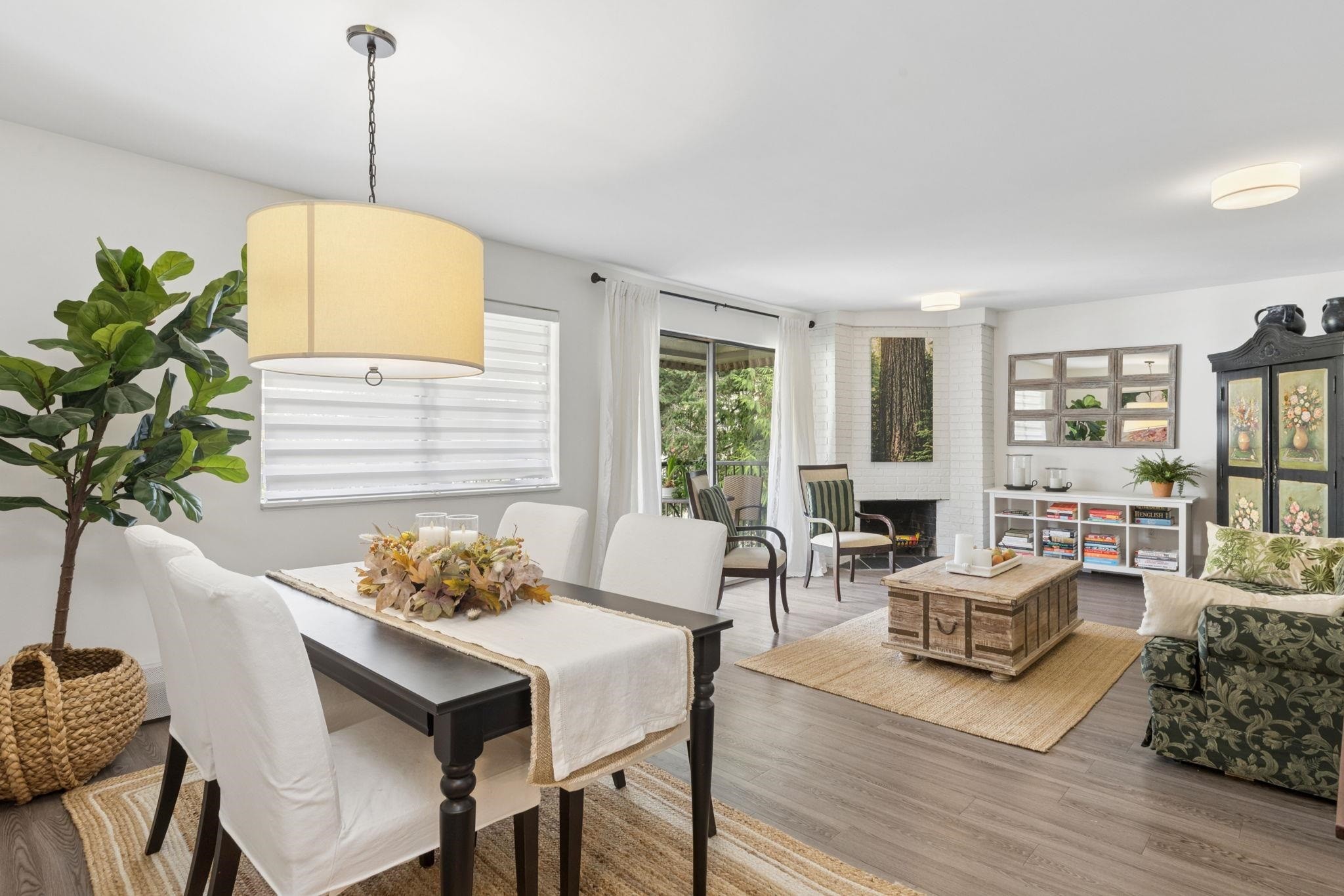 303-236 2Nd Street W, North Vancouver, BC