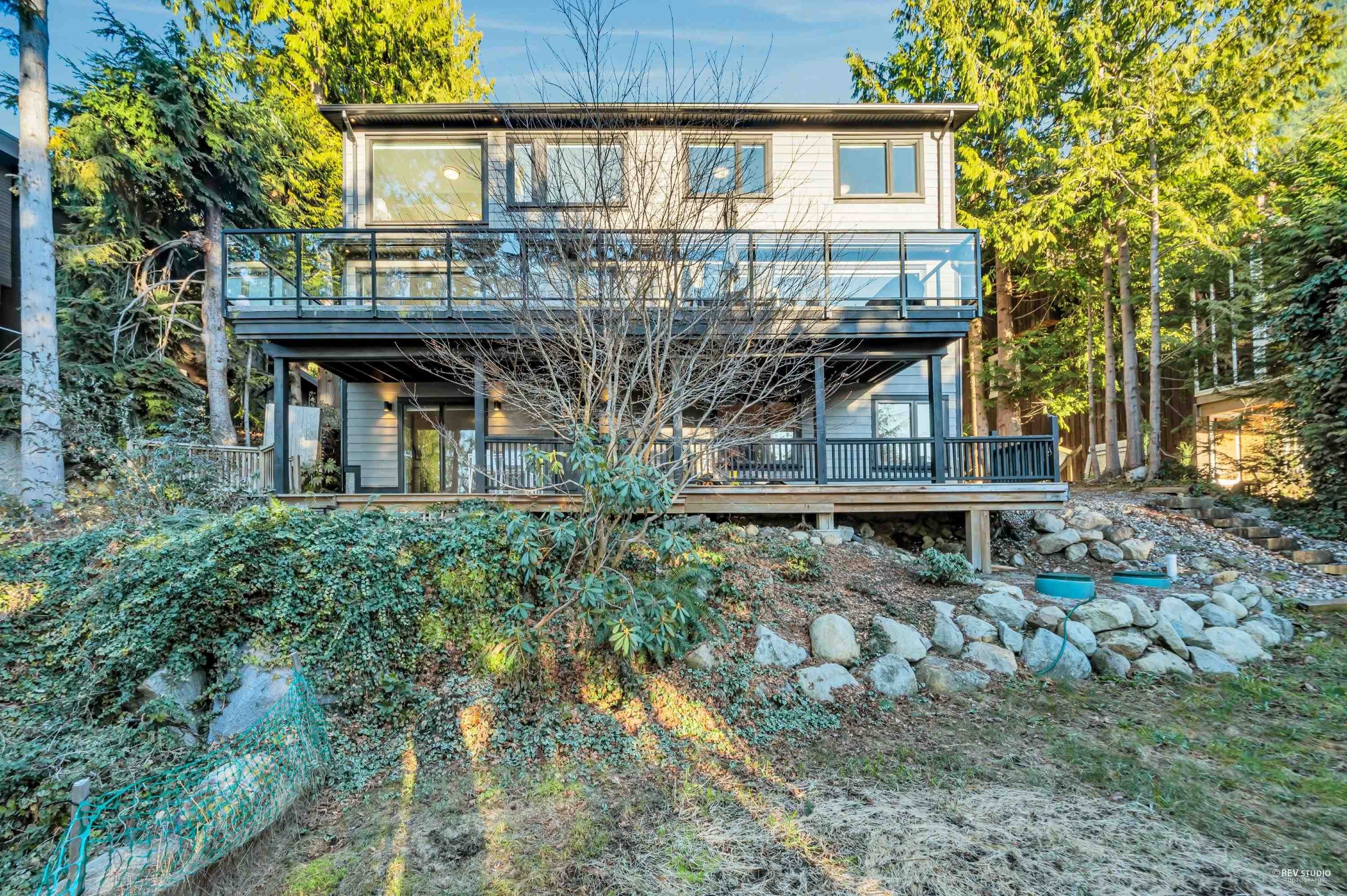 130 Oceanview Place, Lions Bay, BC