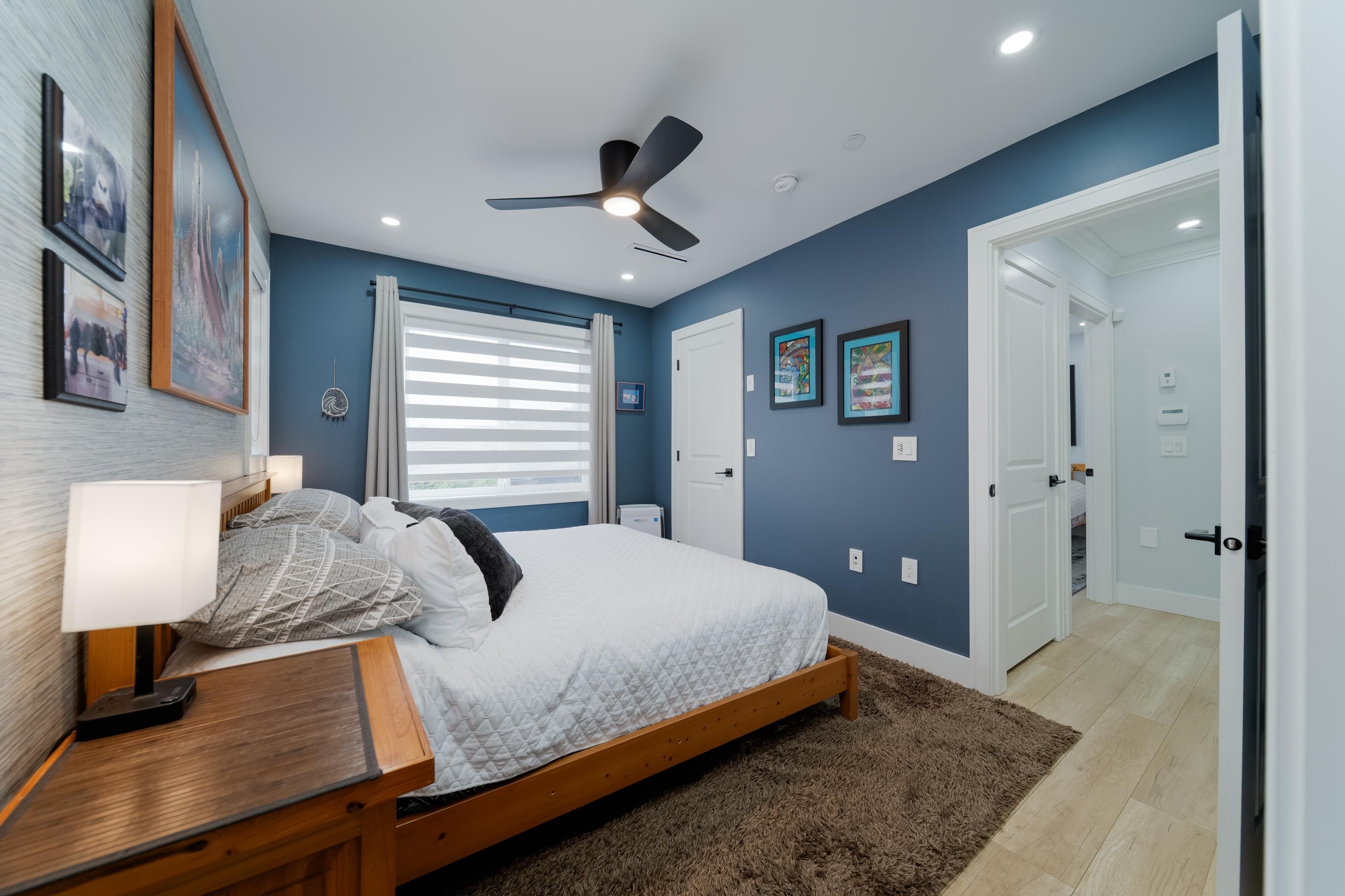 960 Renfrew Street, Vancouver, BC