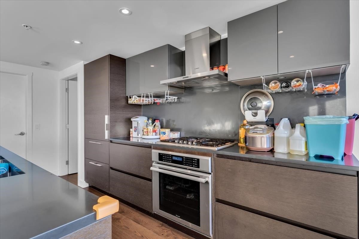 607-1571 57Th Avenue W, Vancouver, BC