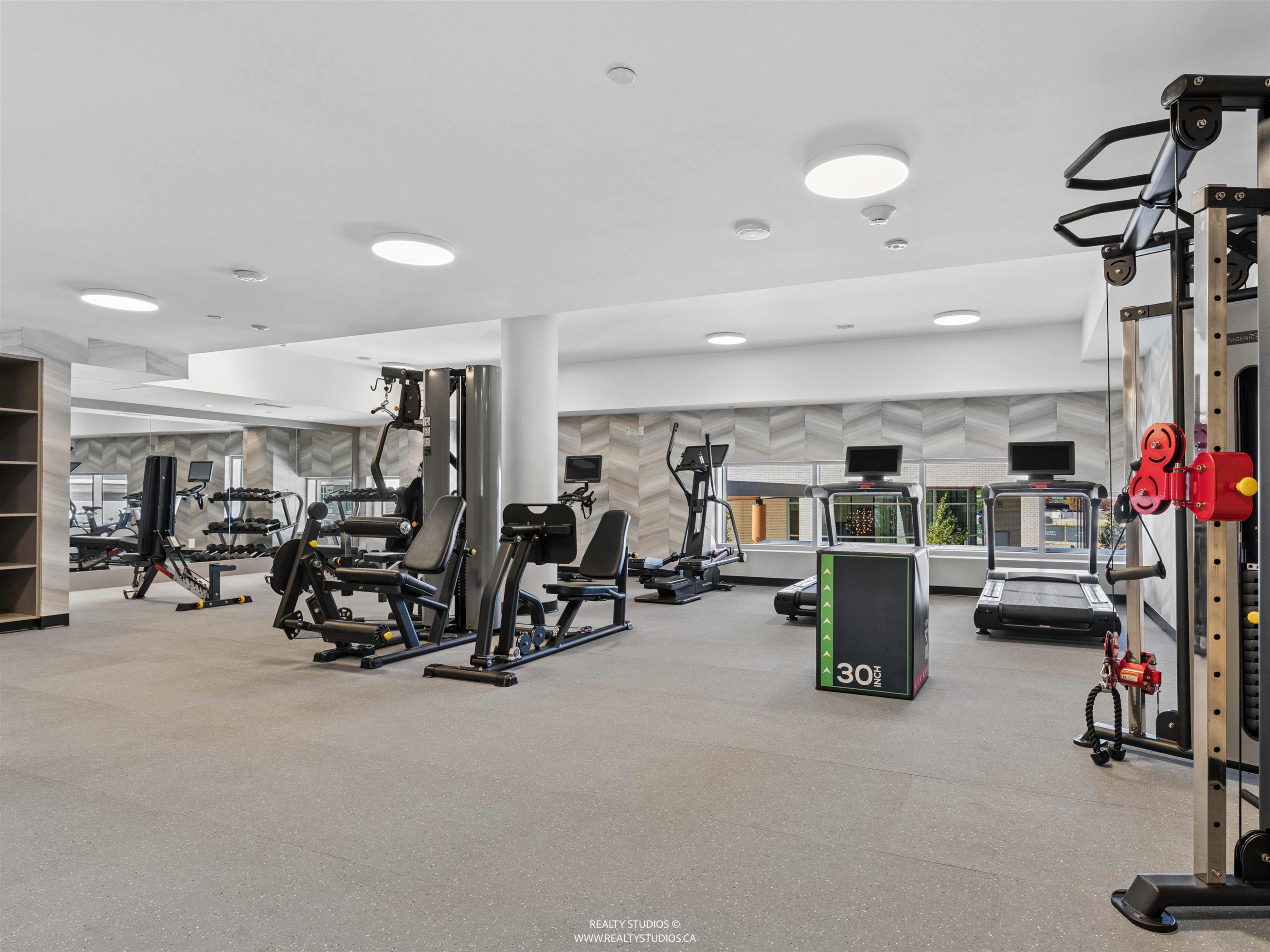 302-777 Harbour Way, North Vancouver, BC