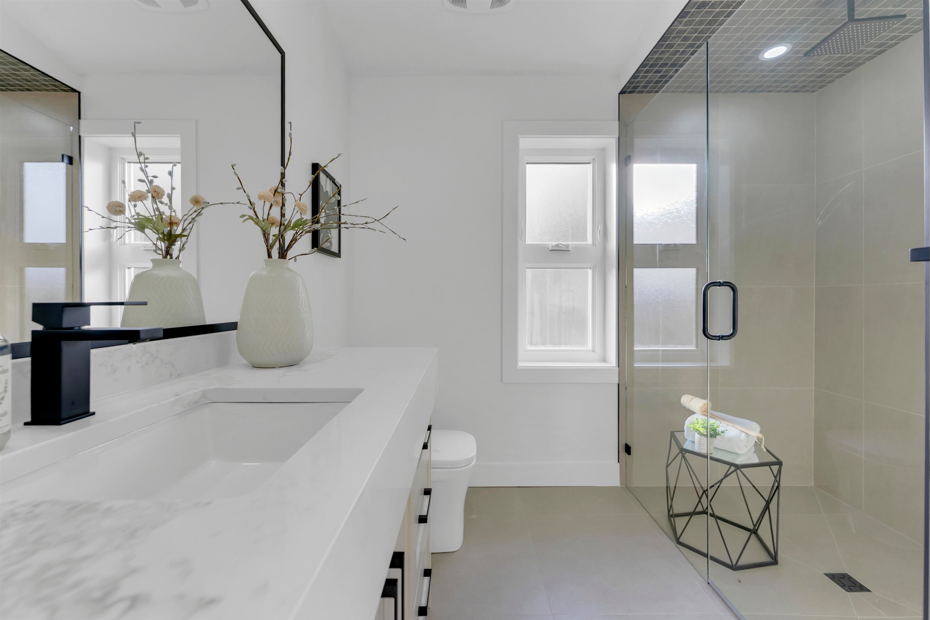 1-2888 6Th Avenue E, Vancouver, BC
