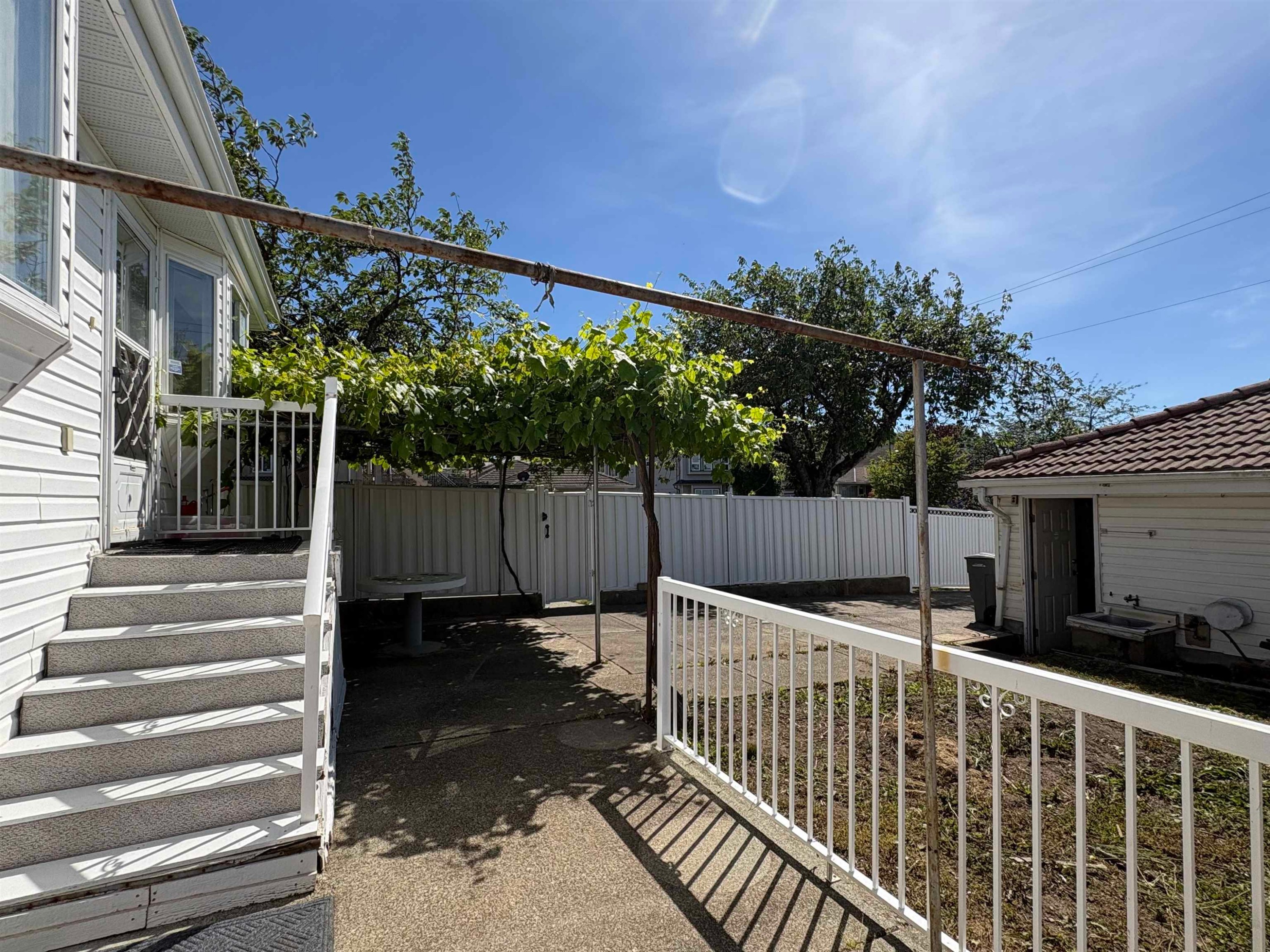 5095 Nanaimo Street, Vancouver, BC