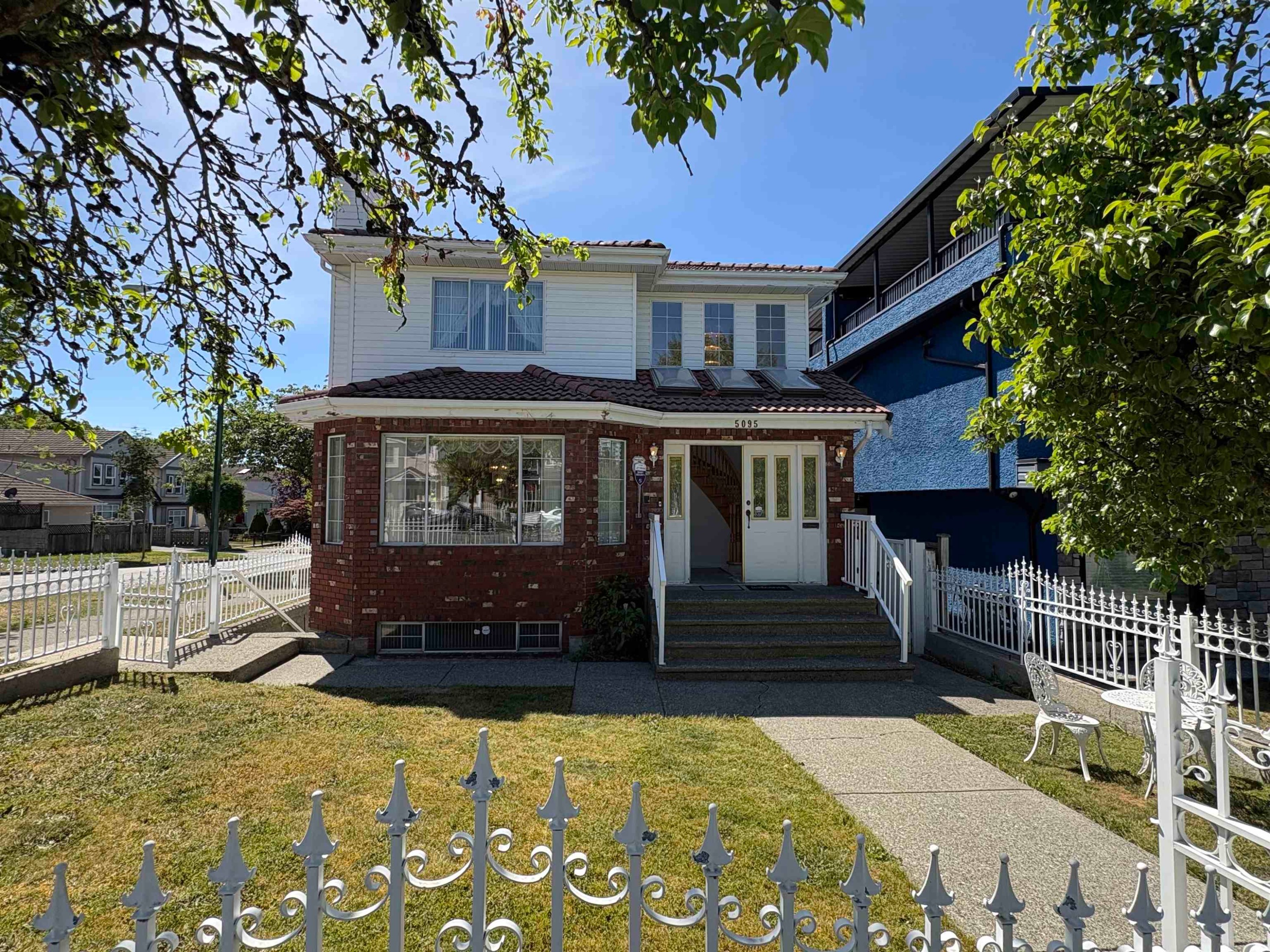 5095 Nanaimo Street, Vancouver, BC