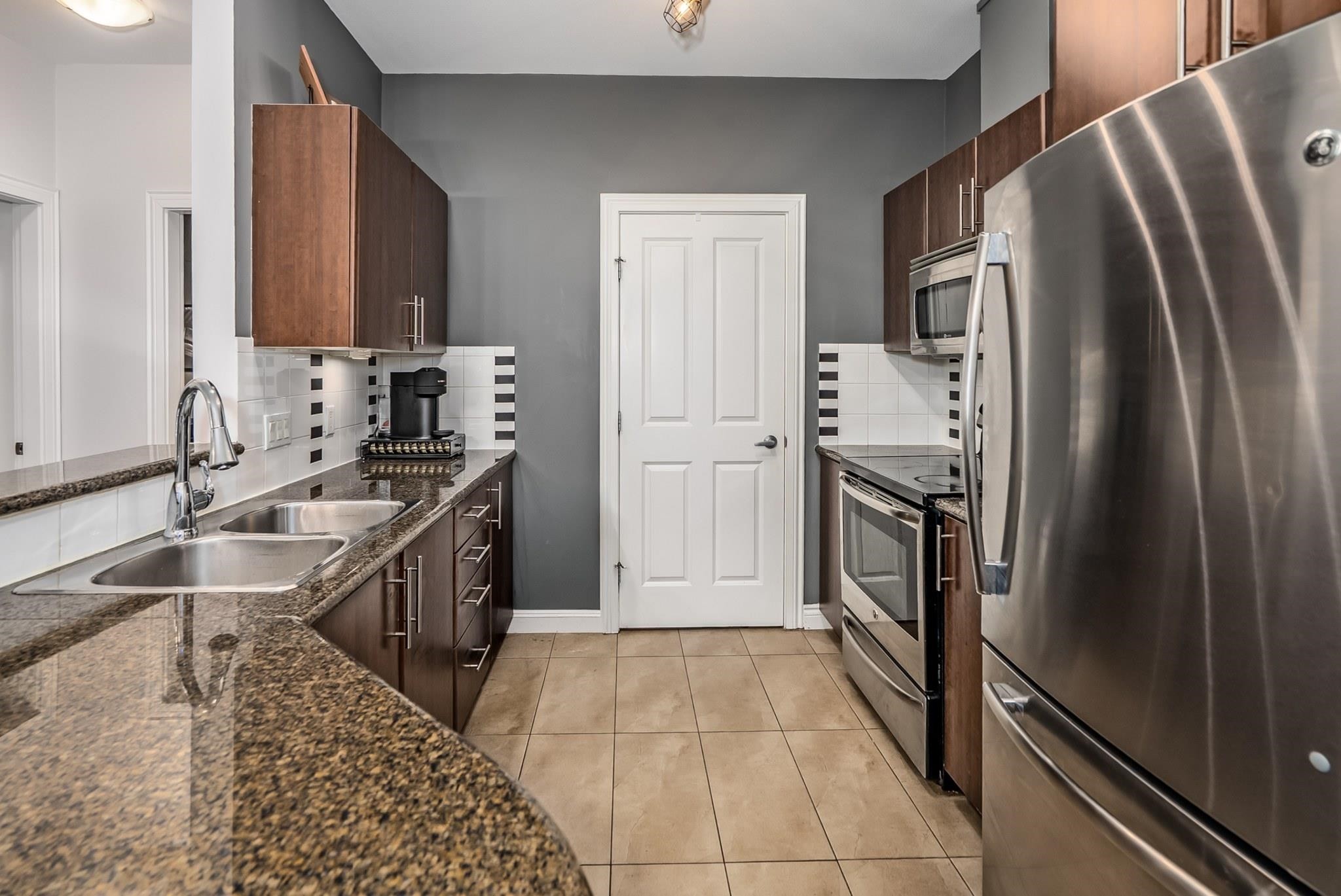 408-2330 Wilson Avenue, Port Coquitlam, BC