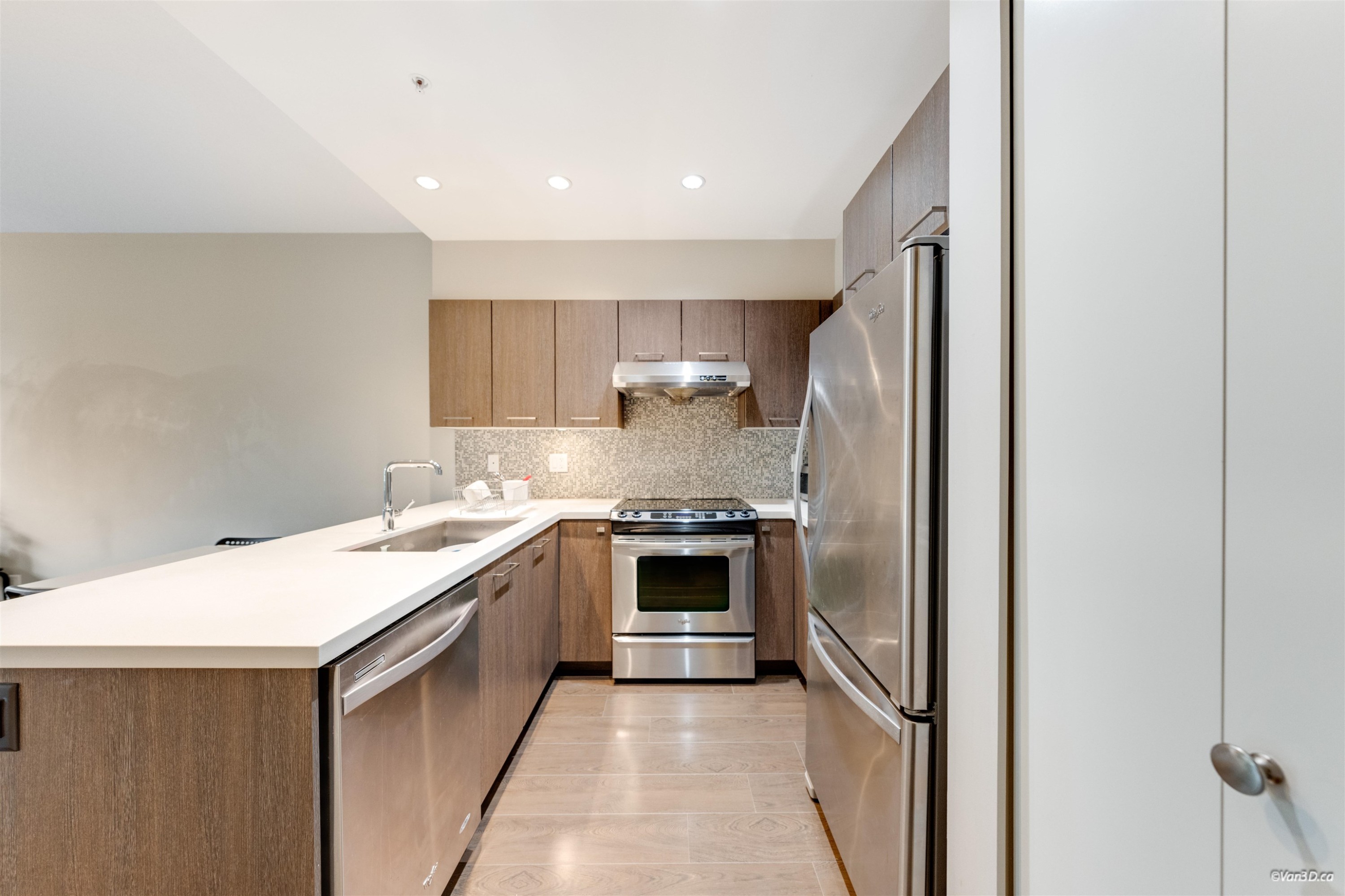 1308-963 Charland Avenue, Coquitlam, BC