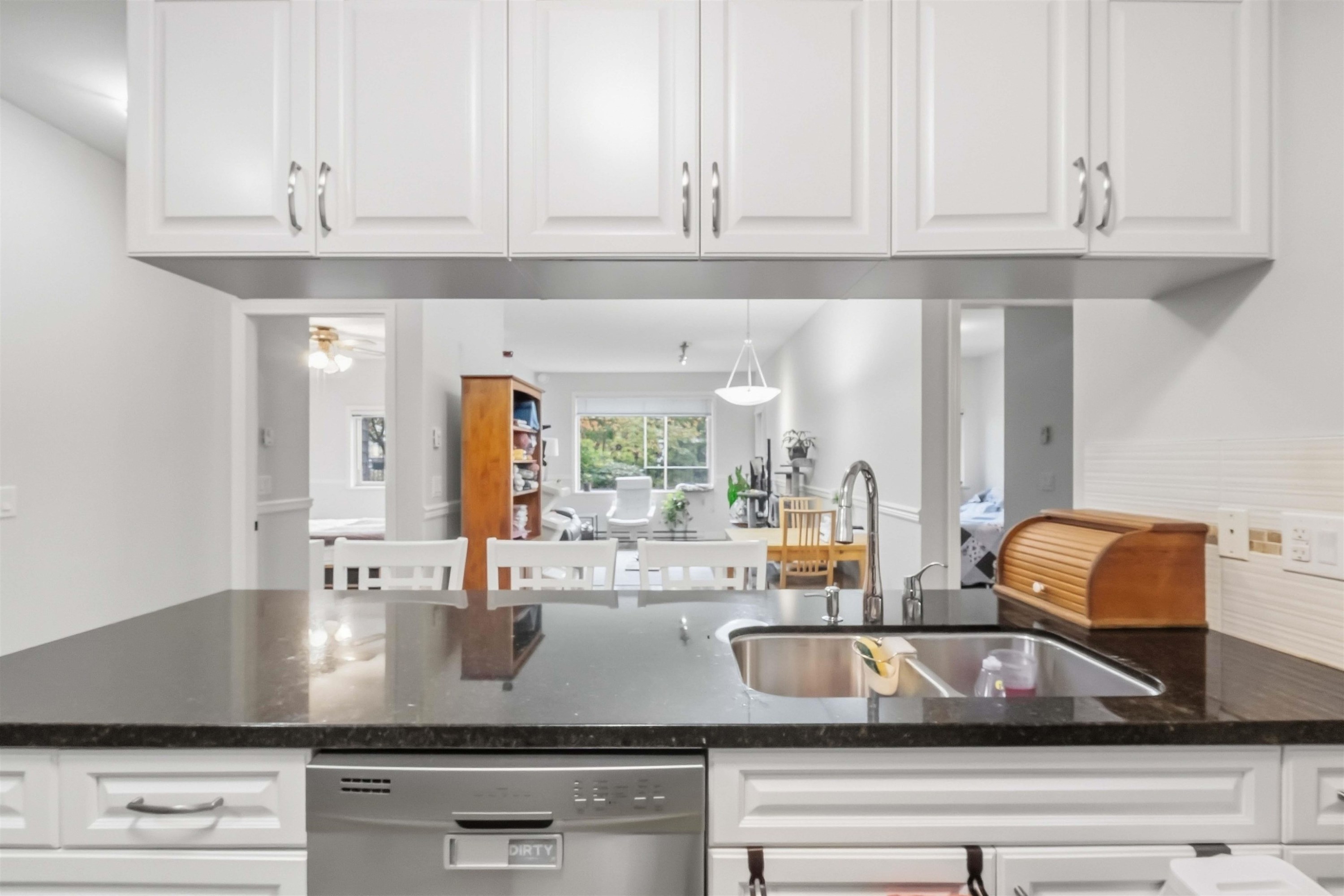 107-11935 Burnett Street, Maple Ridge, BC