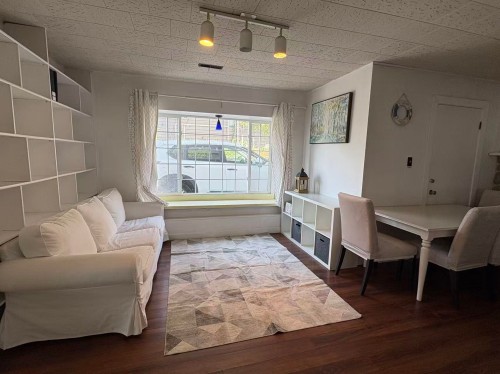 2954 Dollarton, North Vancouver, BC 