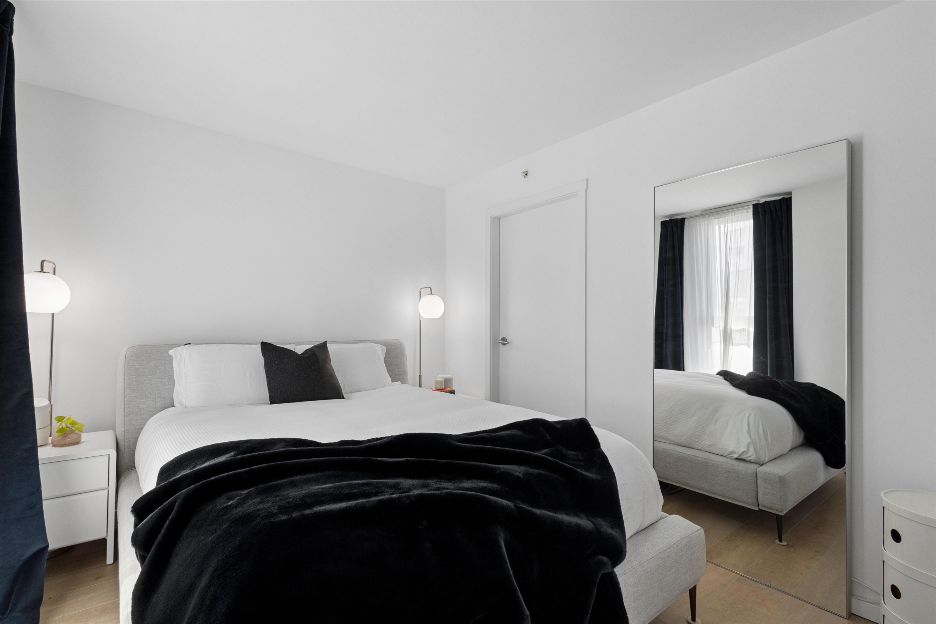 1808-999 Seymour Street, Vancouver, BC