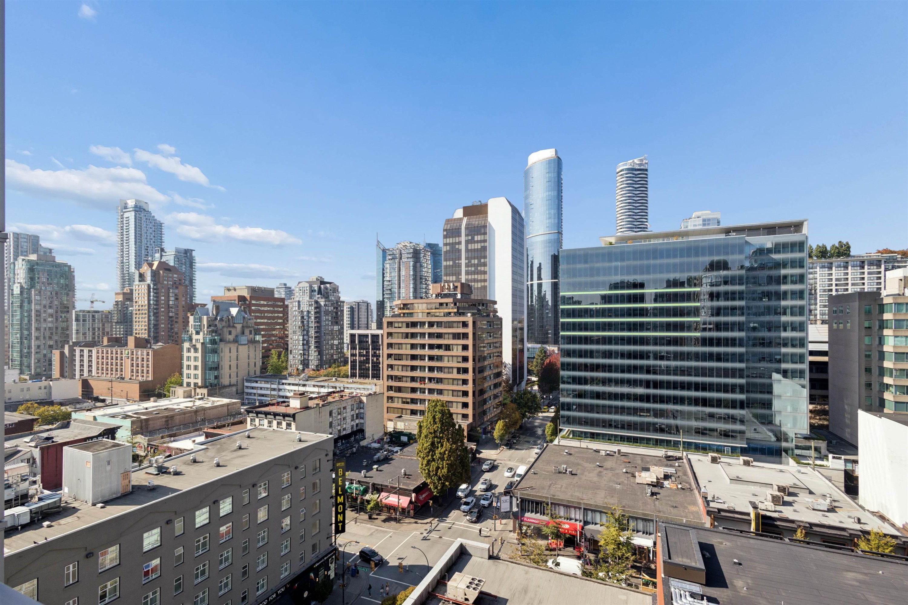 1808-999 Seymour Street, Vancouver, BC