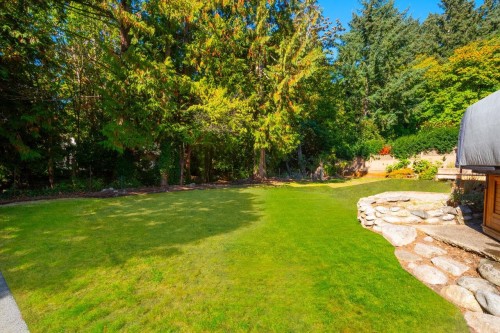 4325 Morgan Crescent, West Vancouver, BC 