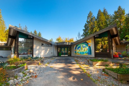 4325 Morgan Crescent, West Vancouver, BC 