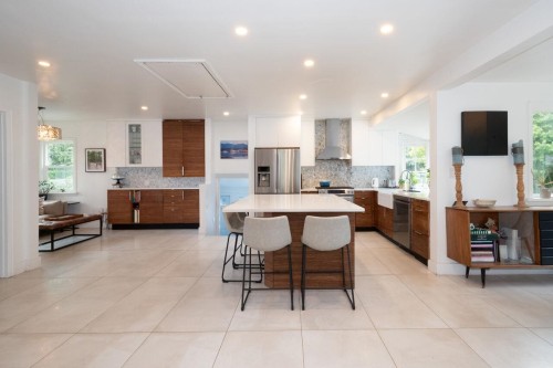4325 Morgan Crescent, West Vancouver, BC 
