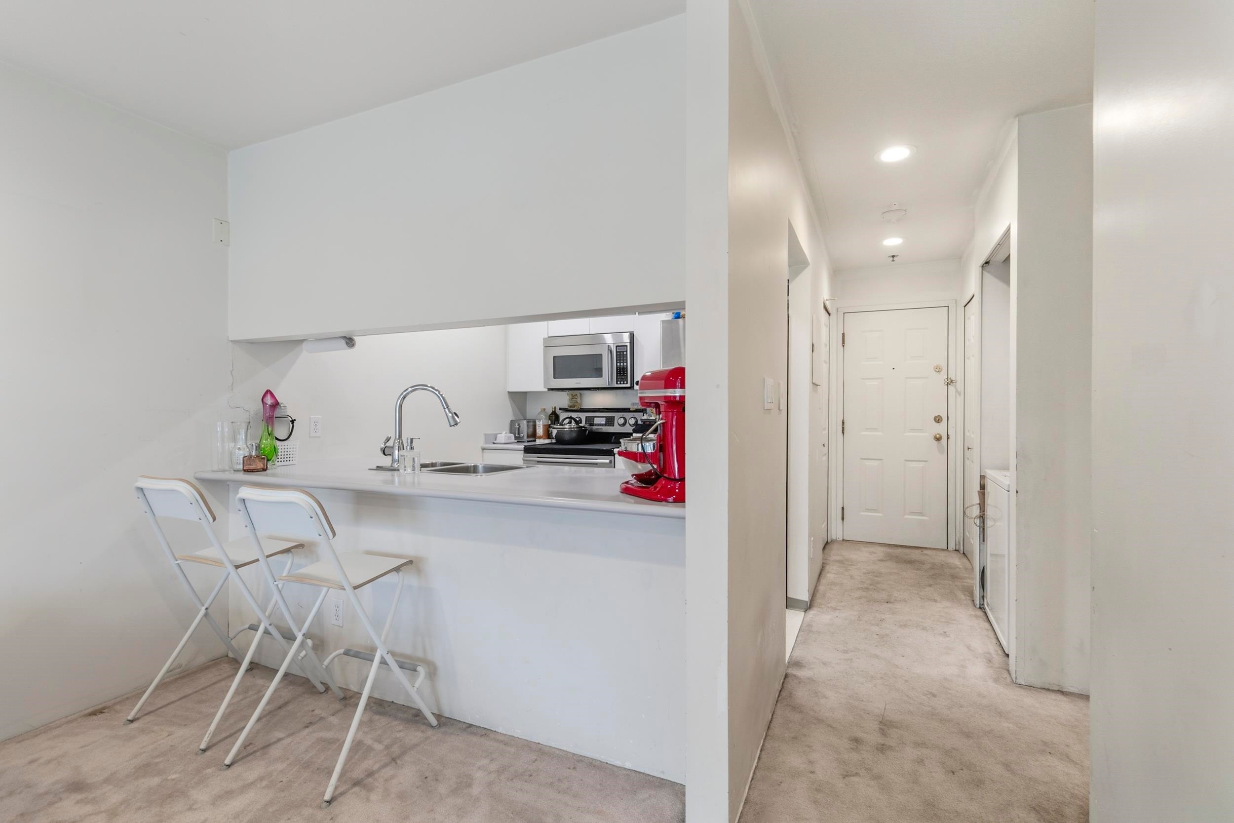 107-3280 Broadway W, Vancouver, BC