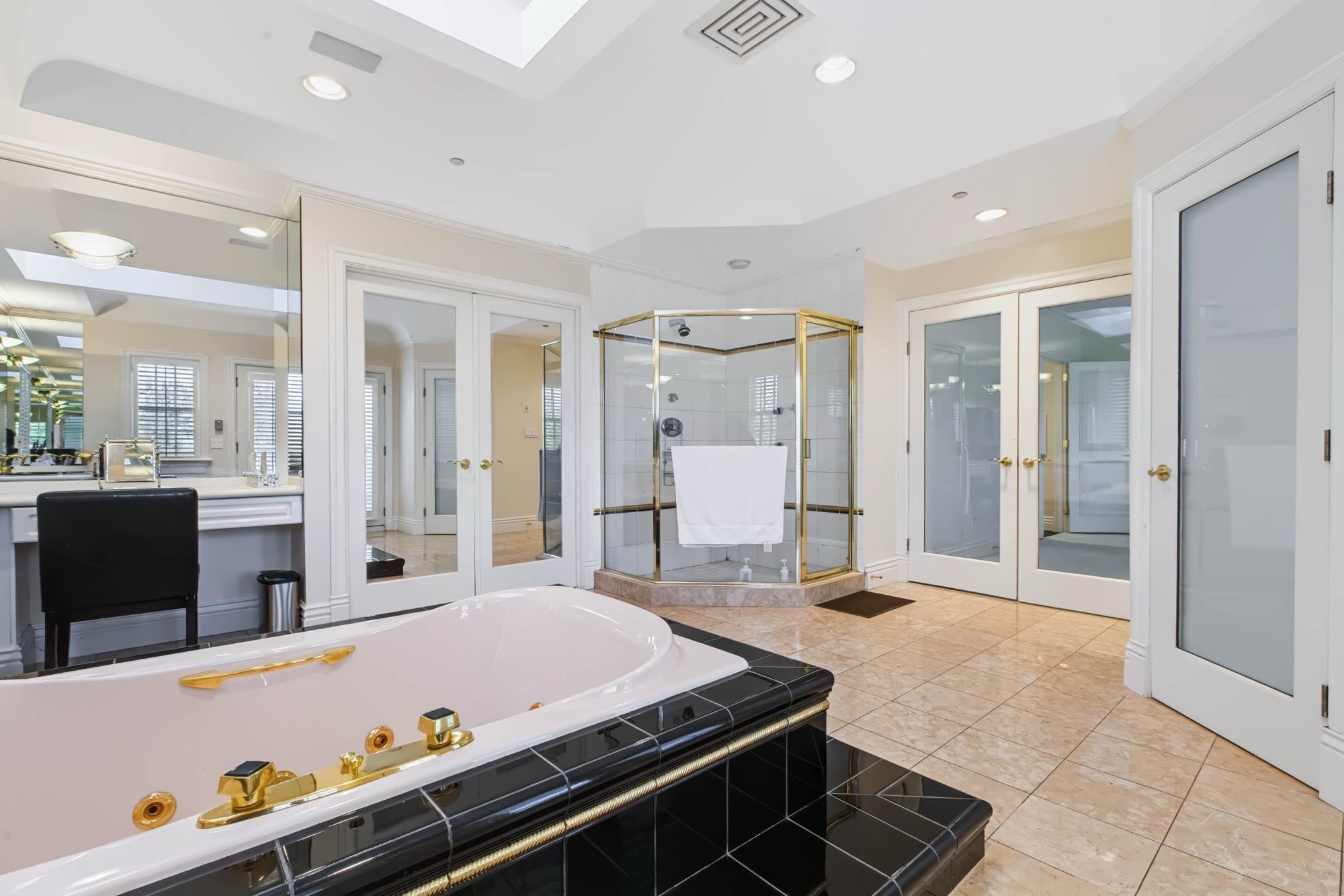 1330 Minto Crescent, Vancouver, BC