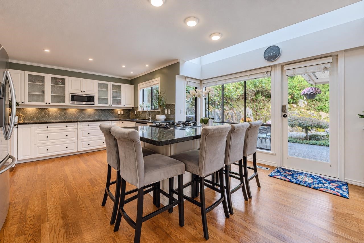 4739 Woodgreen Drive, West Vancouver, BC