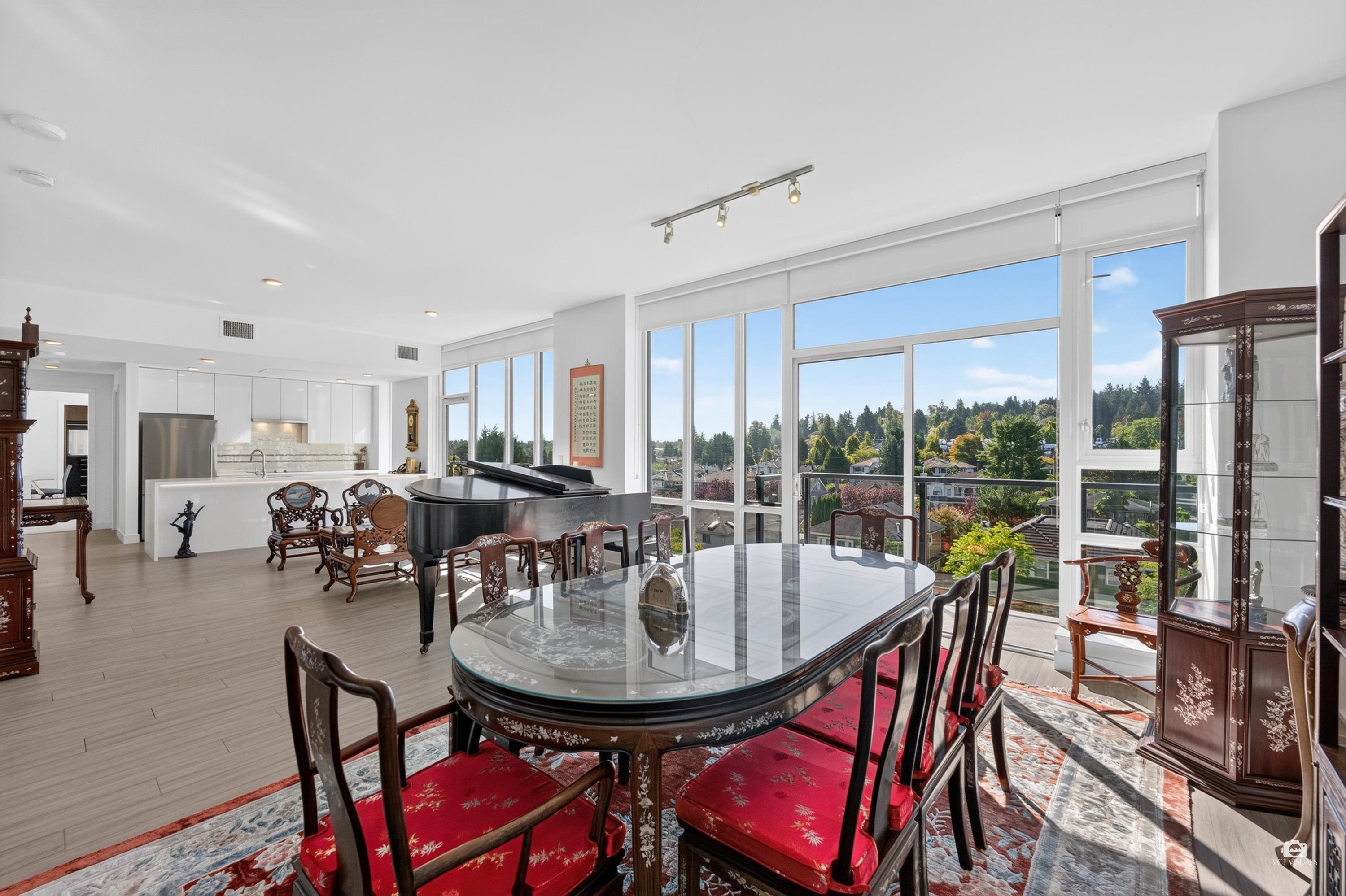 671-438 King Edward Avenue W, Vancouver, BC