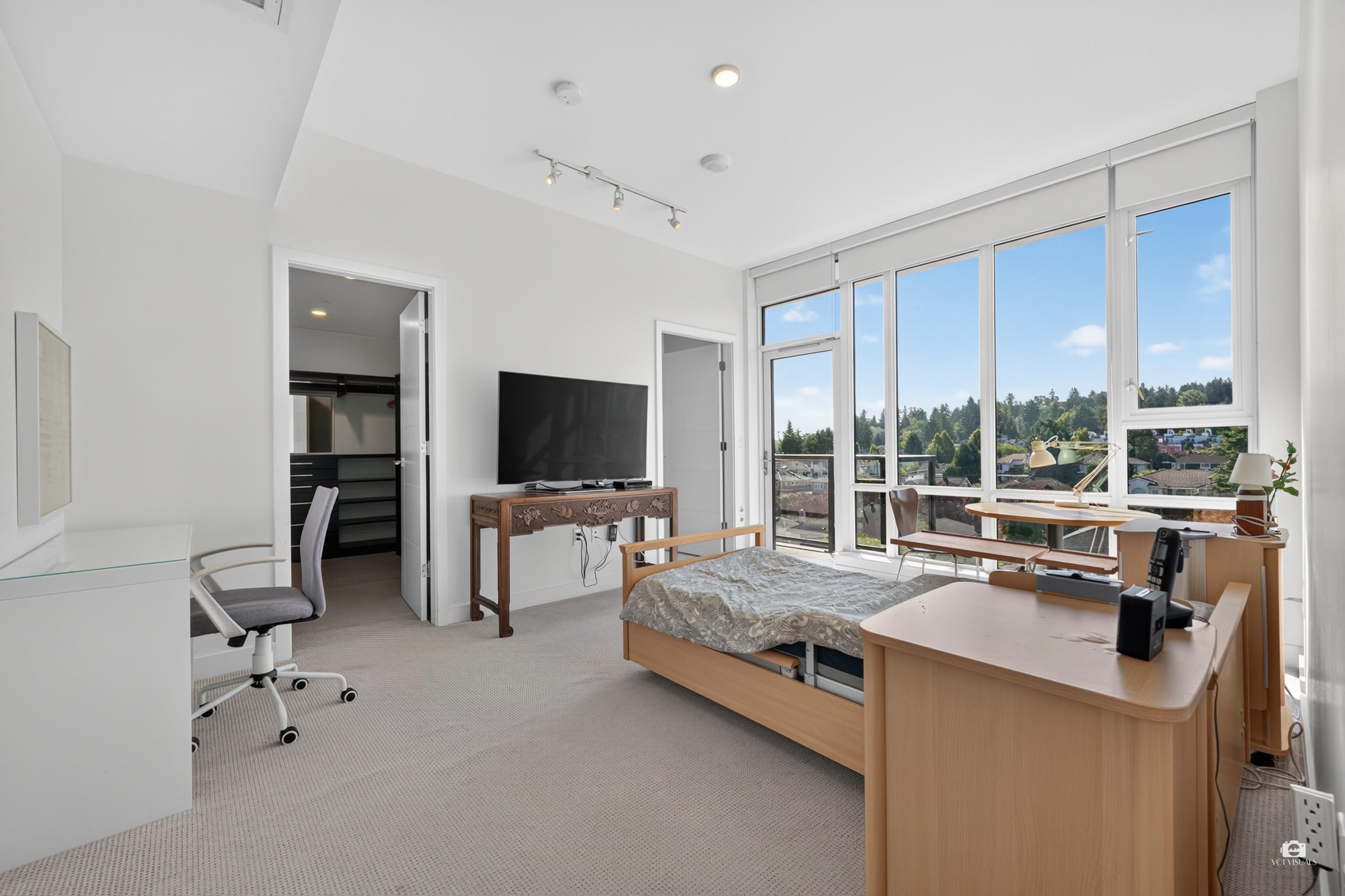 671-438 King Edward Avenue W, Vancouver, BC
