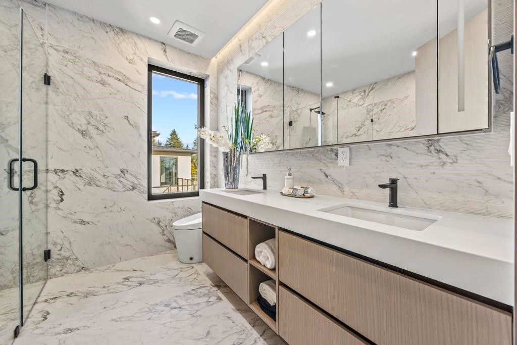 2866 Rodgers Creek Lane, West Vancouver, BC