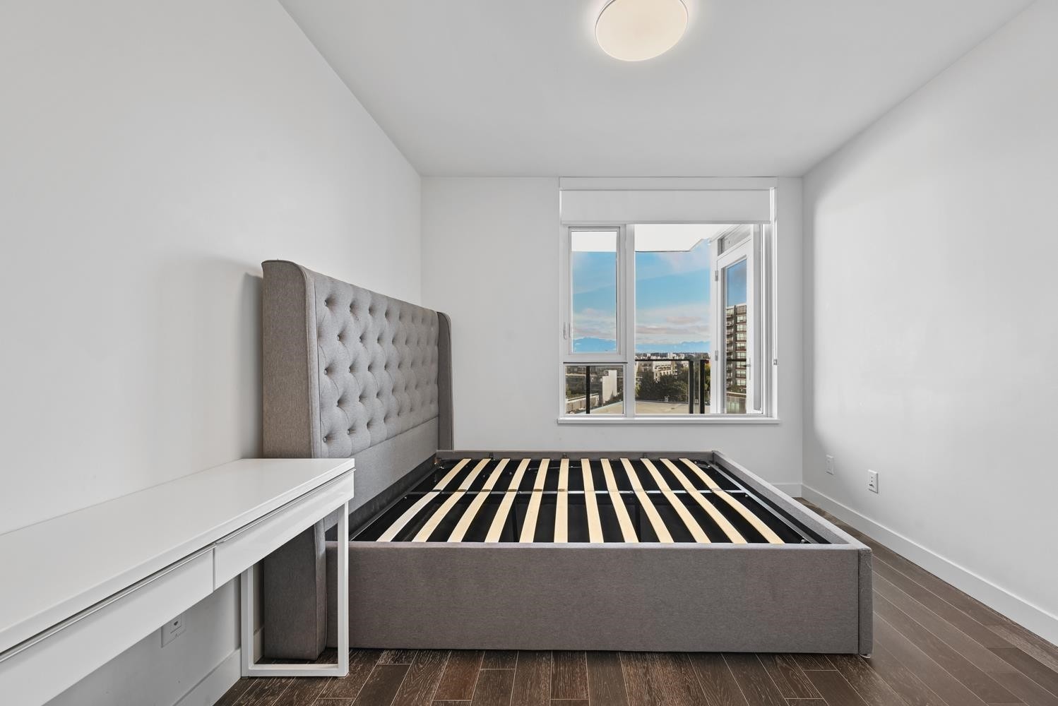 1007-7468 Lansdowne Road, Richmond, BC