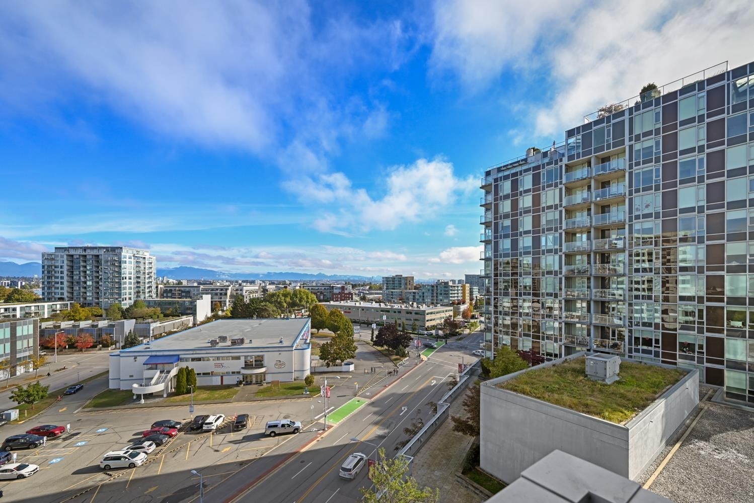 1007-7468 Lansdowne Road, Richmond, BC