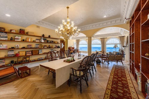 2379 Constantine Place, West Vancouver, BC 