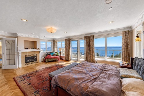 2379 Constantine Place, West Vancouver, BC 