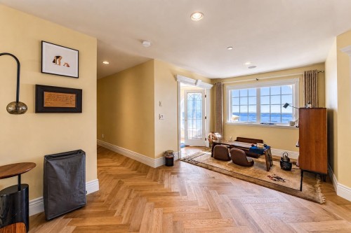 2379 Constantine Place, West Vancouver, BC 