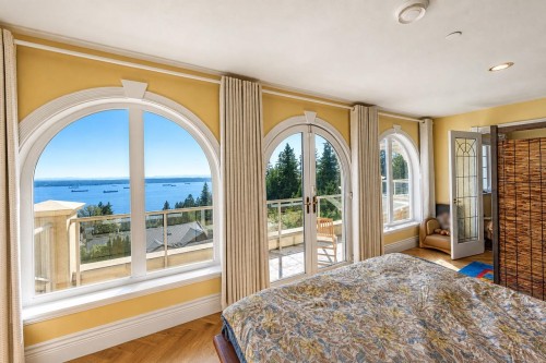 2379 Constantine Place, West Vancouver, BC 