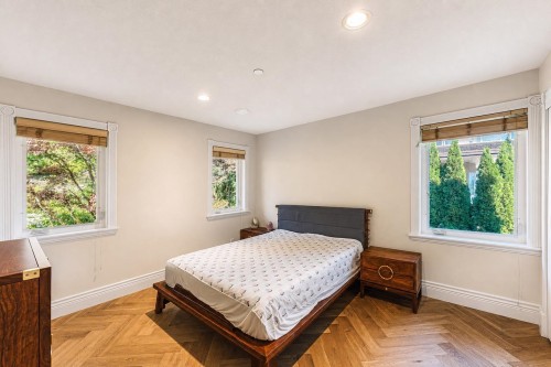 2379 Constantine Place, West Vancouver, BC 