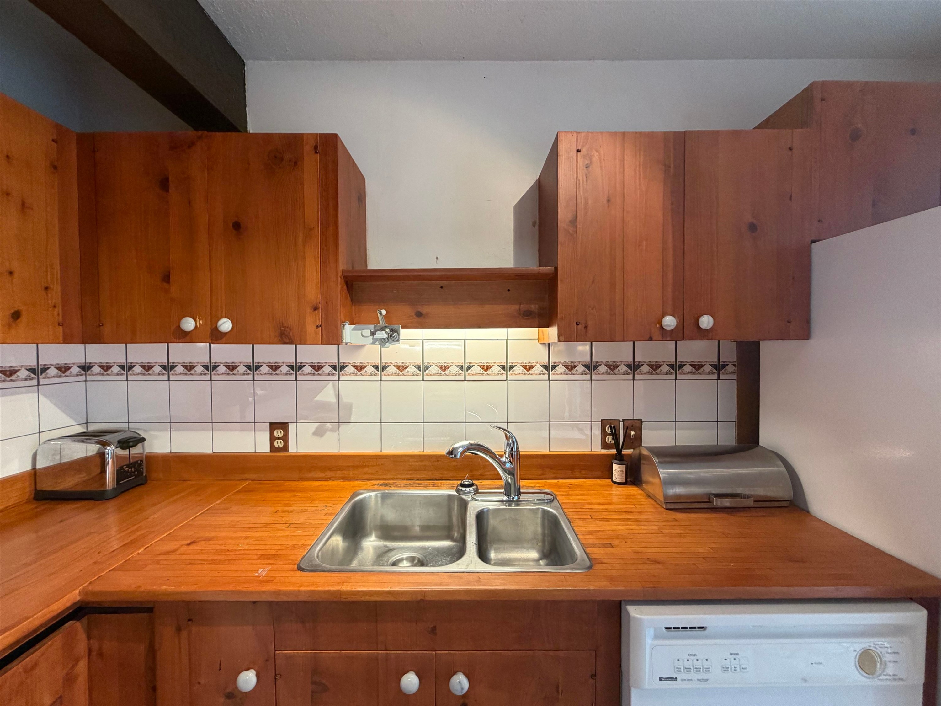 12835 Gulfview Road, Madeira Park, BC