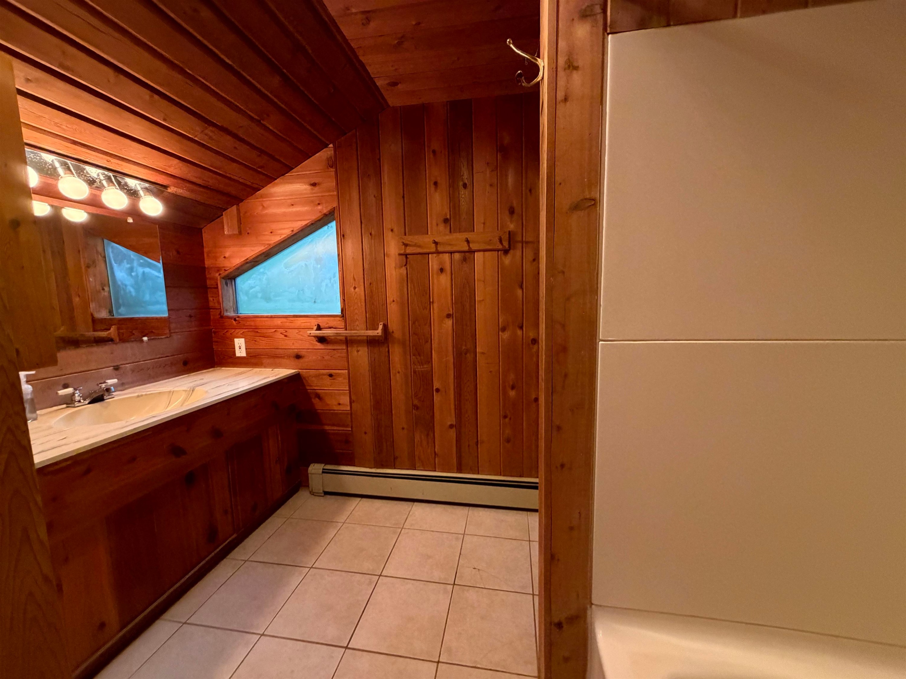 12835 Gulfview Road, Madeira Park, BC