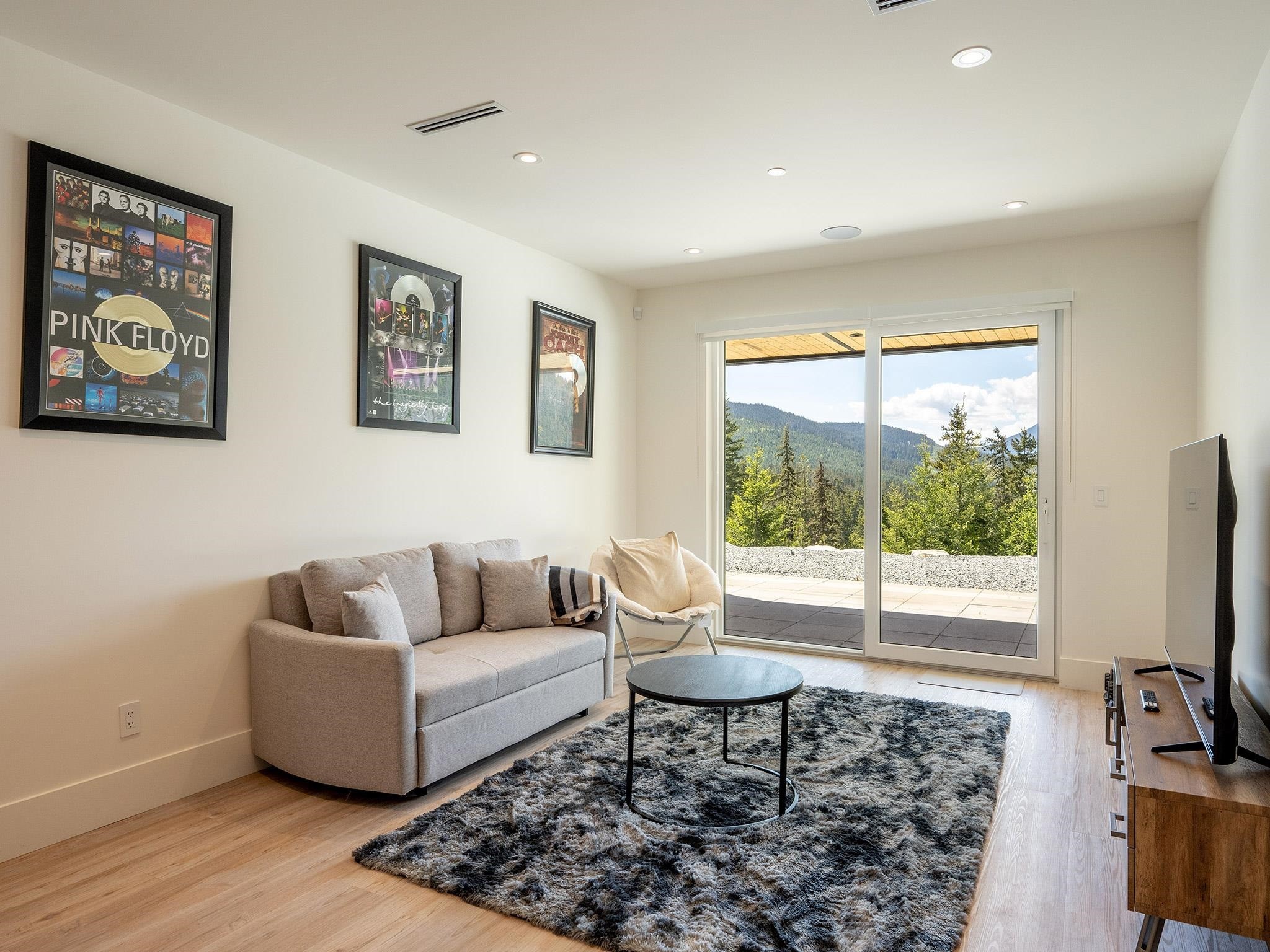 9333 Warbler Way, Whistler, BC