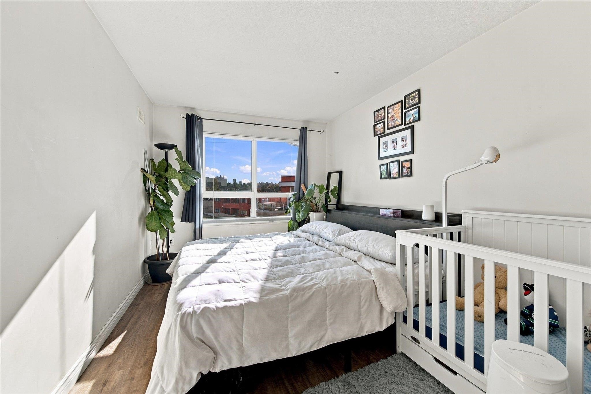 323-760 Kingsway, Vancouver, BC