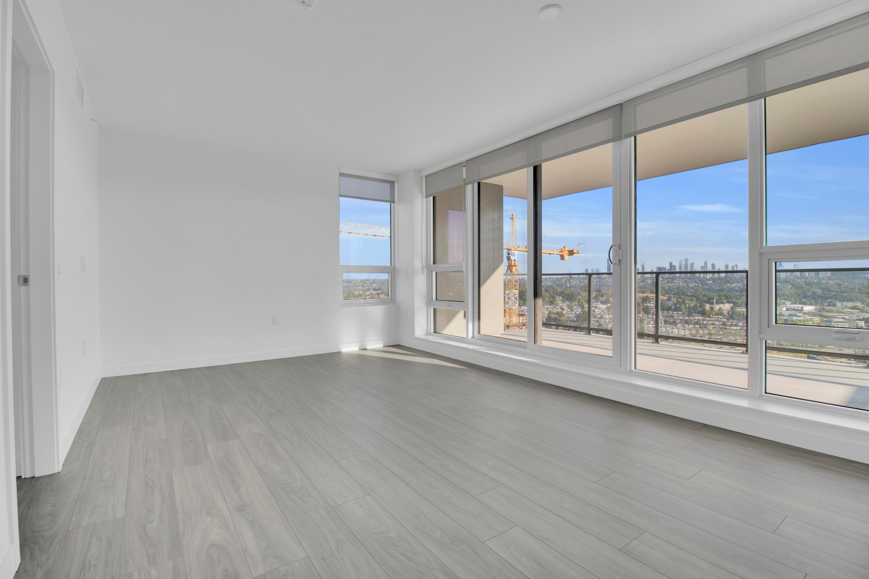 3405-2135 Springer Avenue, Burnaby, BC