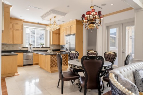 8511 Sunnywood Drive, Richmond, BC 