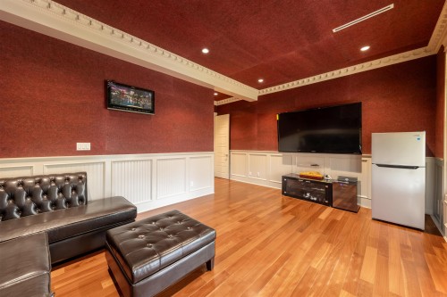 8511 Sunnywood Drive, Richmond, BC 