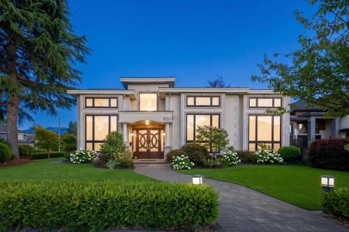 8511 Sunnywood Drive, Richmond, BC 