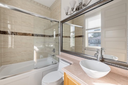 8511 Sunnywood Drive, Richmond, BC 