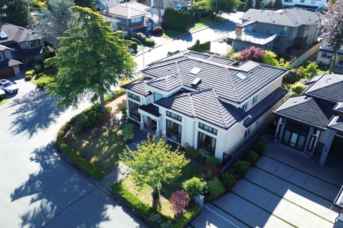 8511 Sunnywood Drive, Richmond, BC 