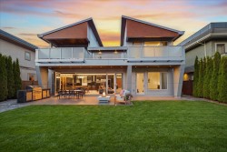 3768 River Road  Richmond, BC V7C 5M5