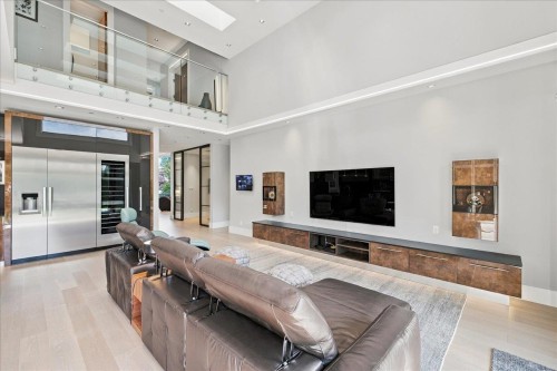3768 River Road, Richmond, BC 