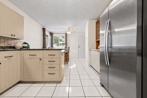 2621 Cambridge Street, Vancouver, BC 