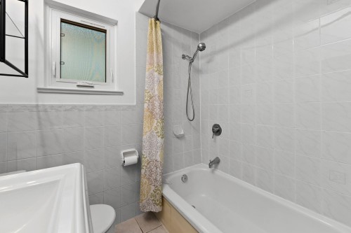2621 Cambridge Street, Vancouver, BC 