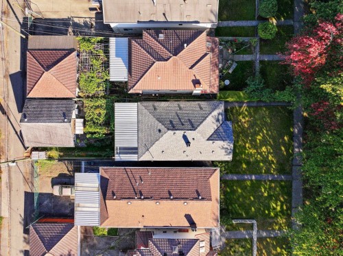 2621 Cambridge Street, Vancouver, BC 