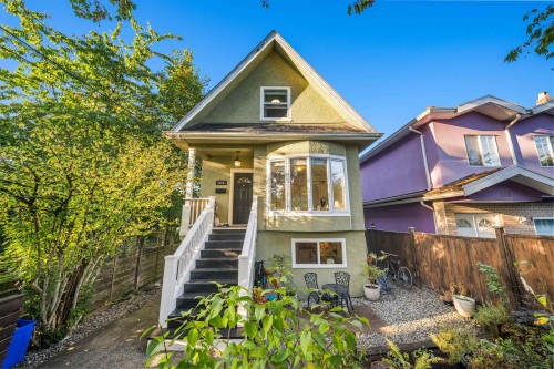 929 30Th Avenue E, Vancouver, BC 